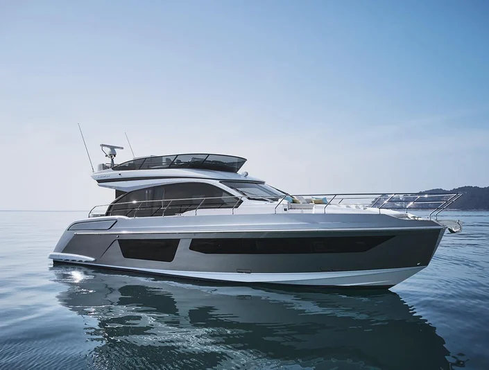 Azimut 53 exterior