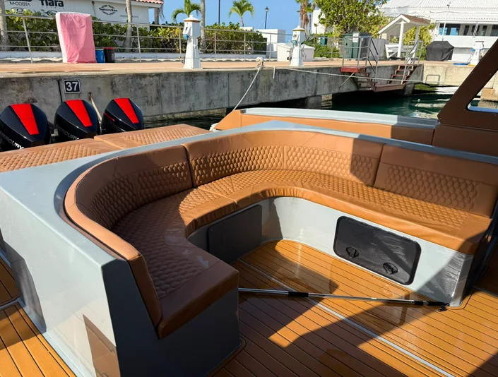 Gray Pearl 52 cockpit seating and table