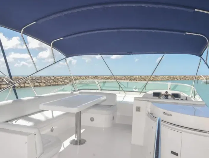 Majesty 58 shaded flybridge seating