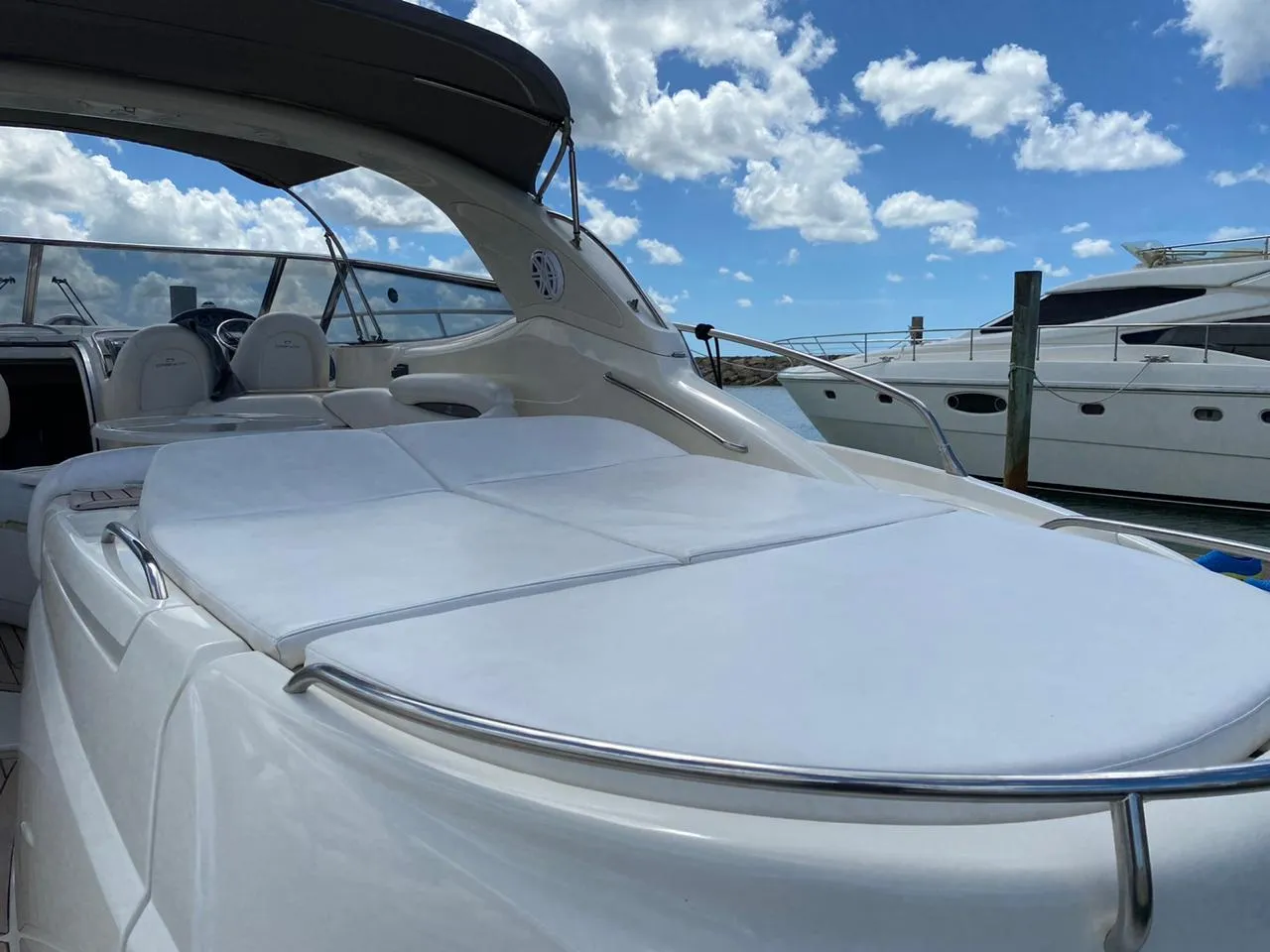 Cranchi 50 bow sunpad at the marina
