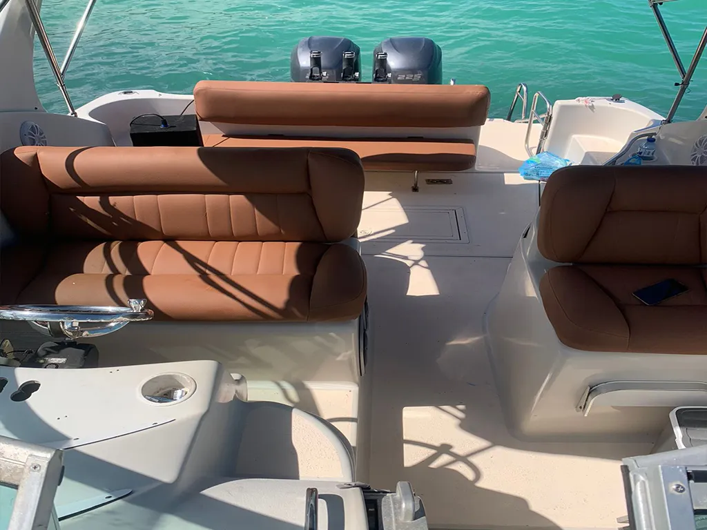 Cruiser 36 cockpit seating