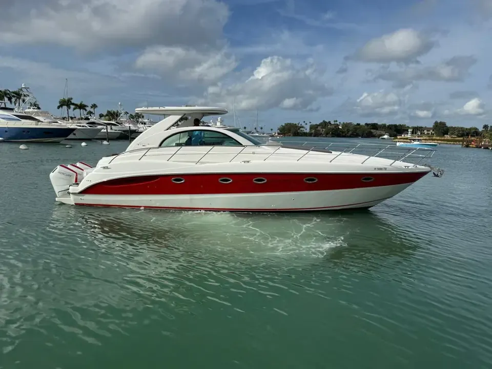 Maxum 43 moored at the marina